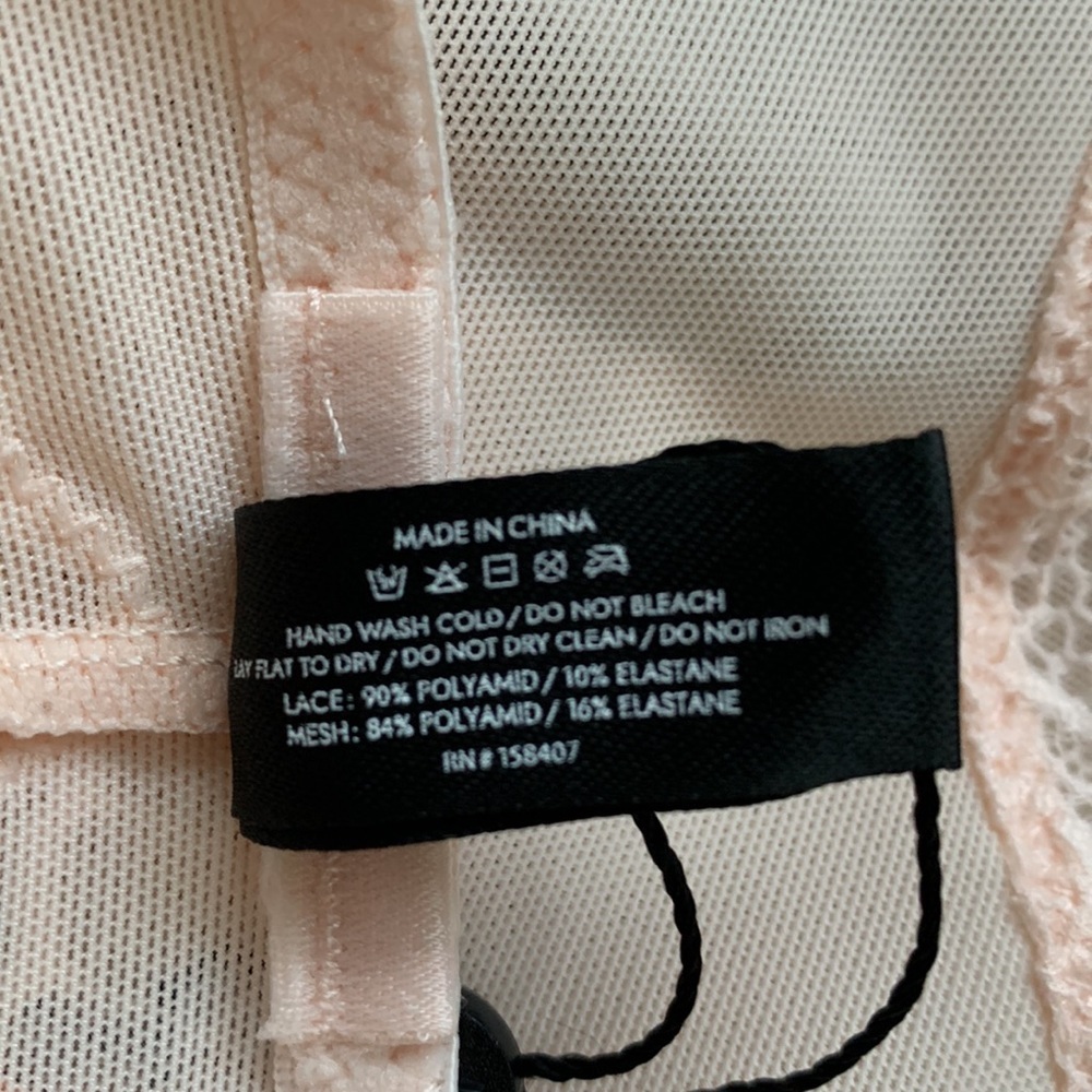 NWT New pinsy Smoothing Lace Shapesuit Whisper Pink XL - Picture 5 of 8